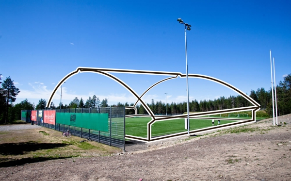 Rovaniemellä Lapin urheiluopisto Santasportin vieressä sijaitsevan keinonurmikentän kattaminen vaatii asemakaavamuutoksen.