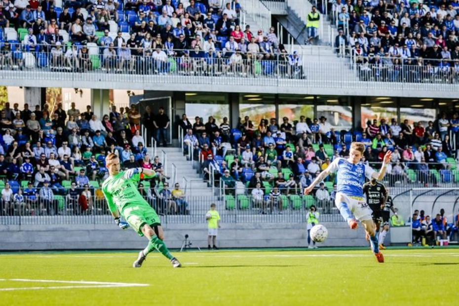 RoPS voi ottaa yleisöä Eurooppa liigan kotiottelussa vain Rovaniemen keskuskentän pääkatsomoon.