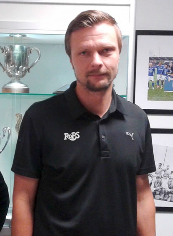 Matti Kilpelä on RoPS:n valmennuspäällikkö ja edustusjoukkueen toinen valmentaja.