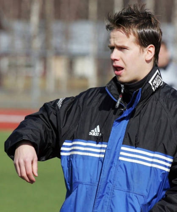 Jussi Vatanen valmensi RoPSin B-junioreita kaudella 2007.