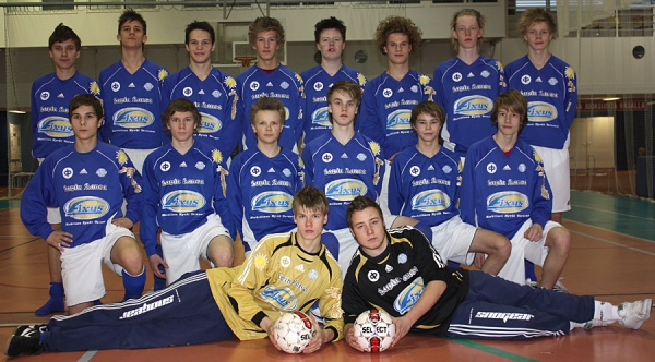 Futsalin piirinmestarit 2010. Kuvasta puuttuvat Antti Terävä ja Kalle Puranen.